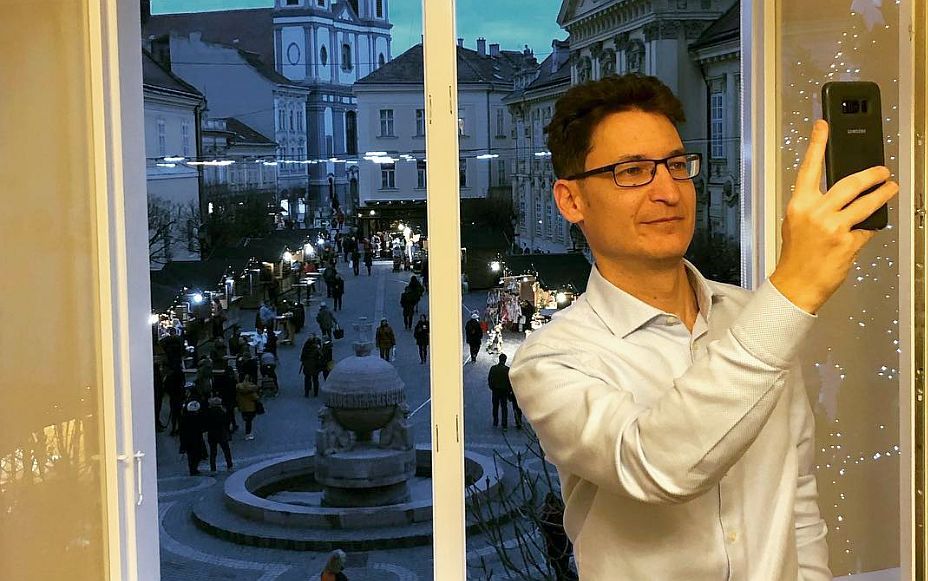 Nézze meg, milyen az adventi vásár a Városházáról